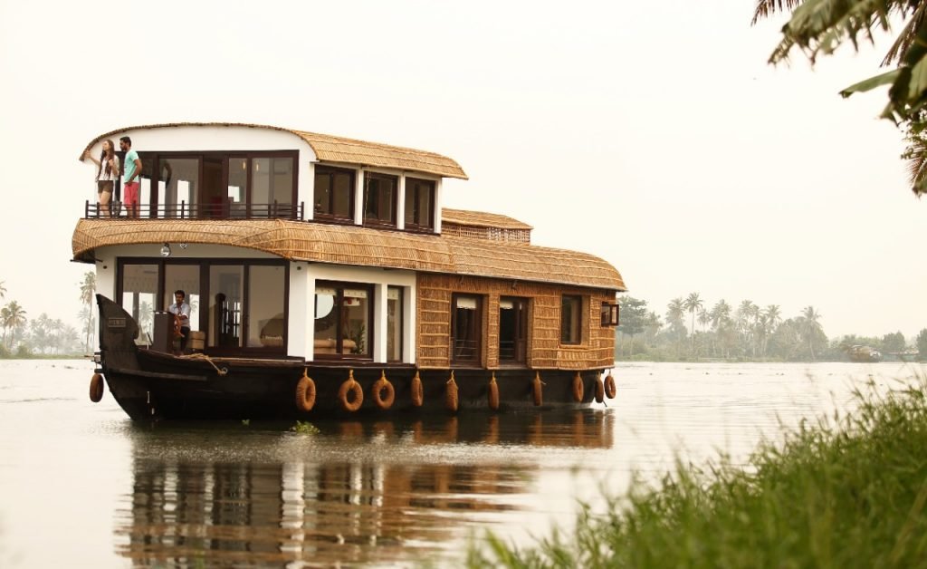 Trivandrum Houseboat Trips