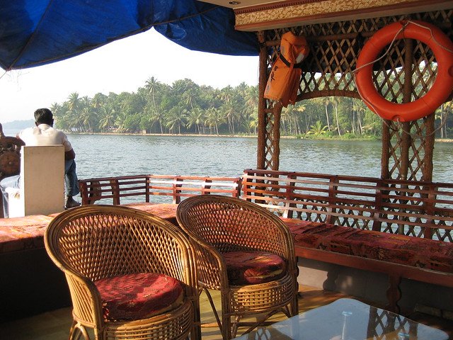 kollam houseboat day tour