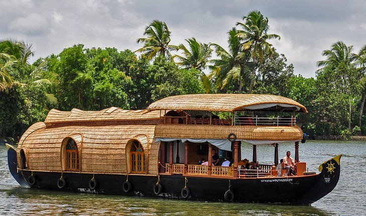 kollam houseboat tour