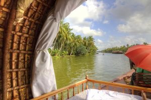 kerala tourism boat price