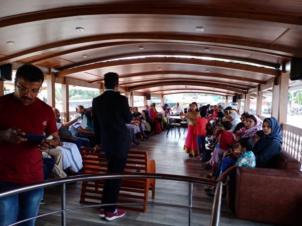 kollam-conference-houseboats